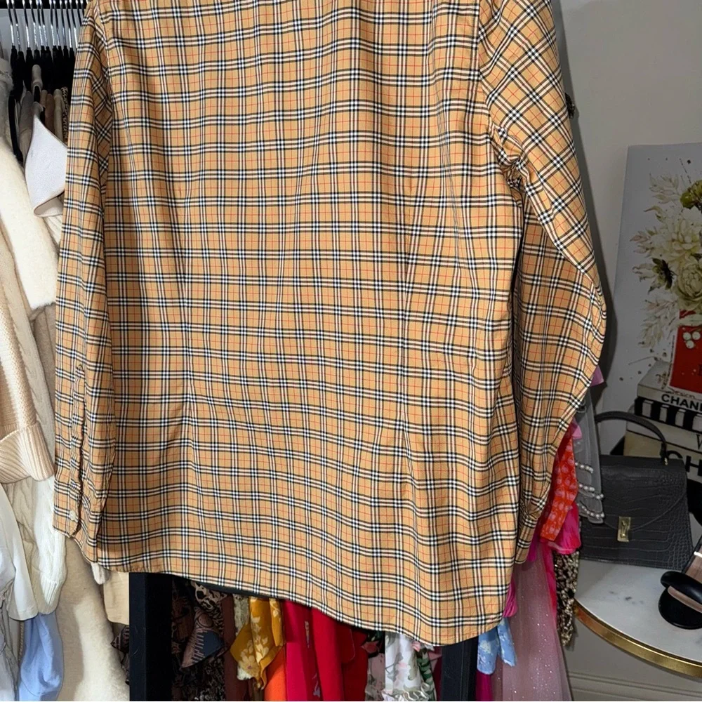 Burberry London England Classic Vintage Check Button Up Shirt Womens 14 EUC - Picture 13 of 13